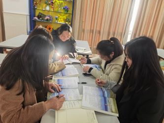 集体备课3.jpg 集体备课3.jpg