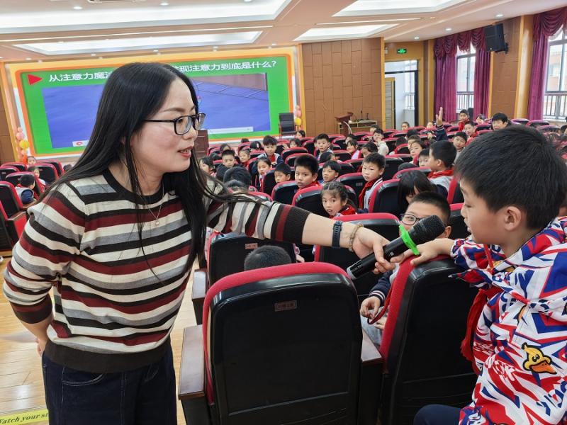 照片.jpg 照片.jpg