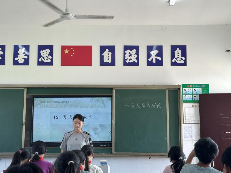 王玲倩.jpg 王玲倩.jpg